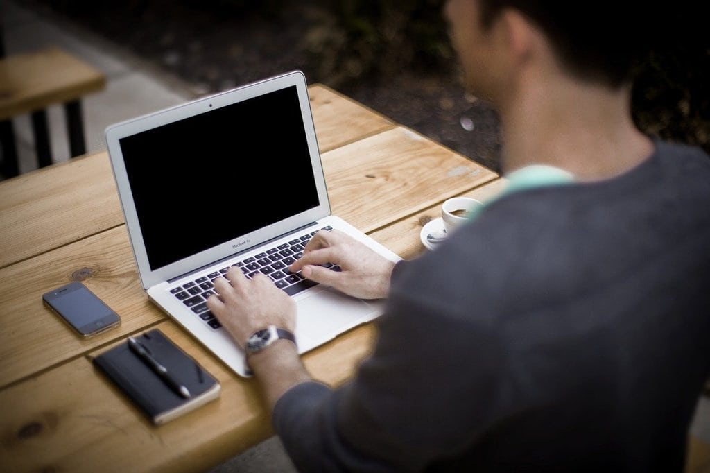 Plateformes gratuites et IA, un duo gagnant pour l'innovation